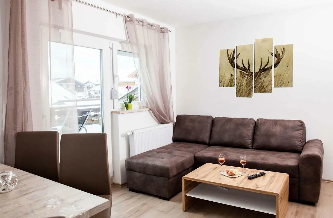 Appartement Ferienhaus Butterfly Garmisch-Partenkirchen