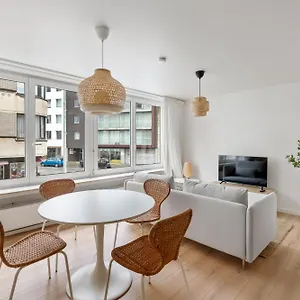 https://studio-petite-plage.hotelsghent.com