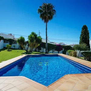 https://villa-angie.es-andalucia.com